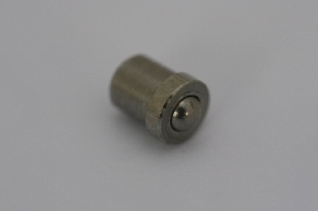 Small-size ball plunger Swiss-type machining - Case 5